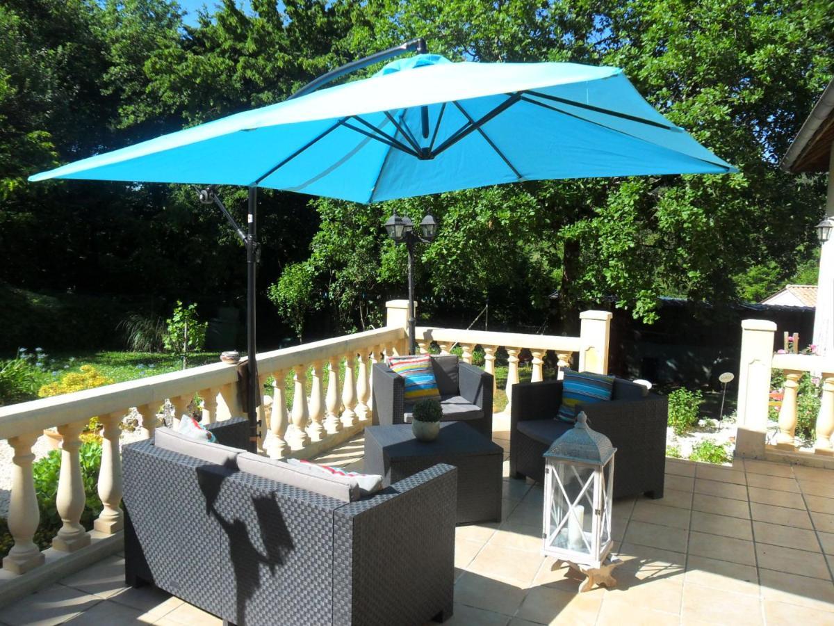 Chez Pascaline Bed & Breakfast Sarliac-sur-l'Isle Exterior foto